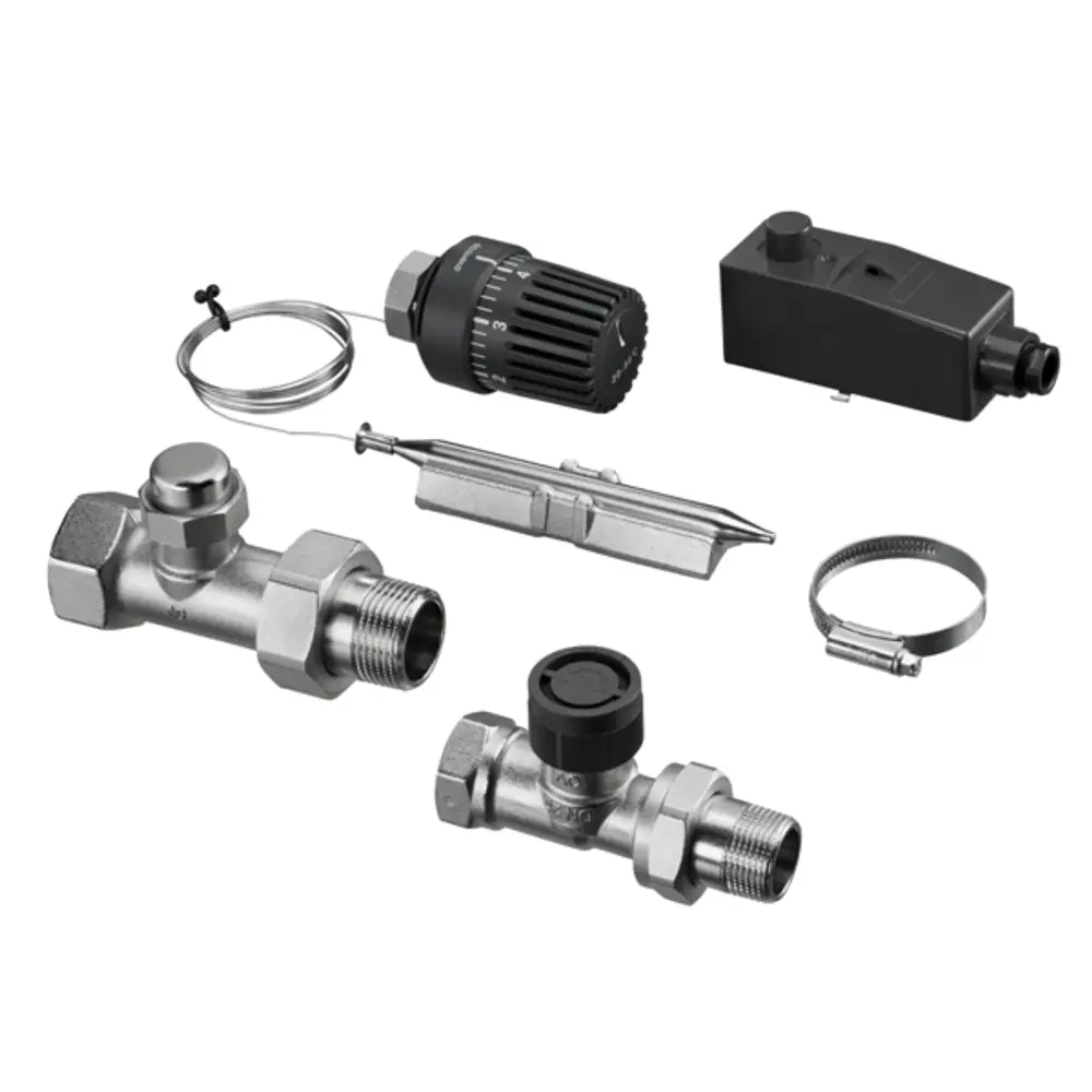 Regelset von Oventrop für Flächenheizungen, bestehend aus verschiedenen Armaturen und Zubehörteilen, darunter Ventile, ein Bypassventil und eine Einstellmöglichkeit.